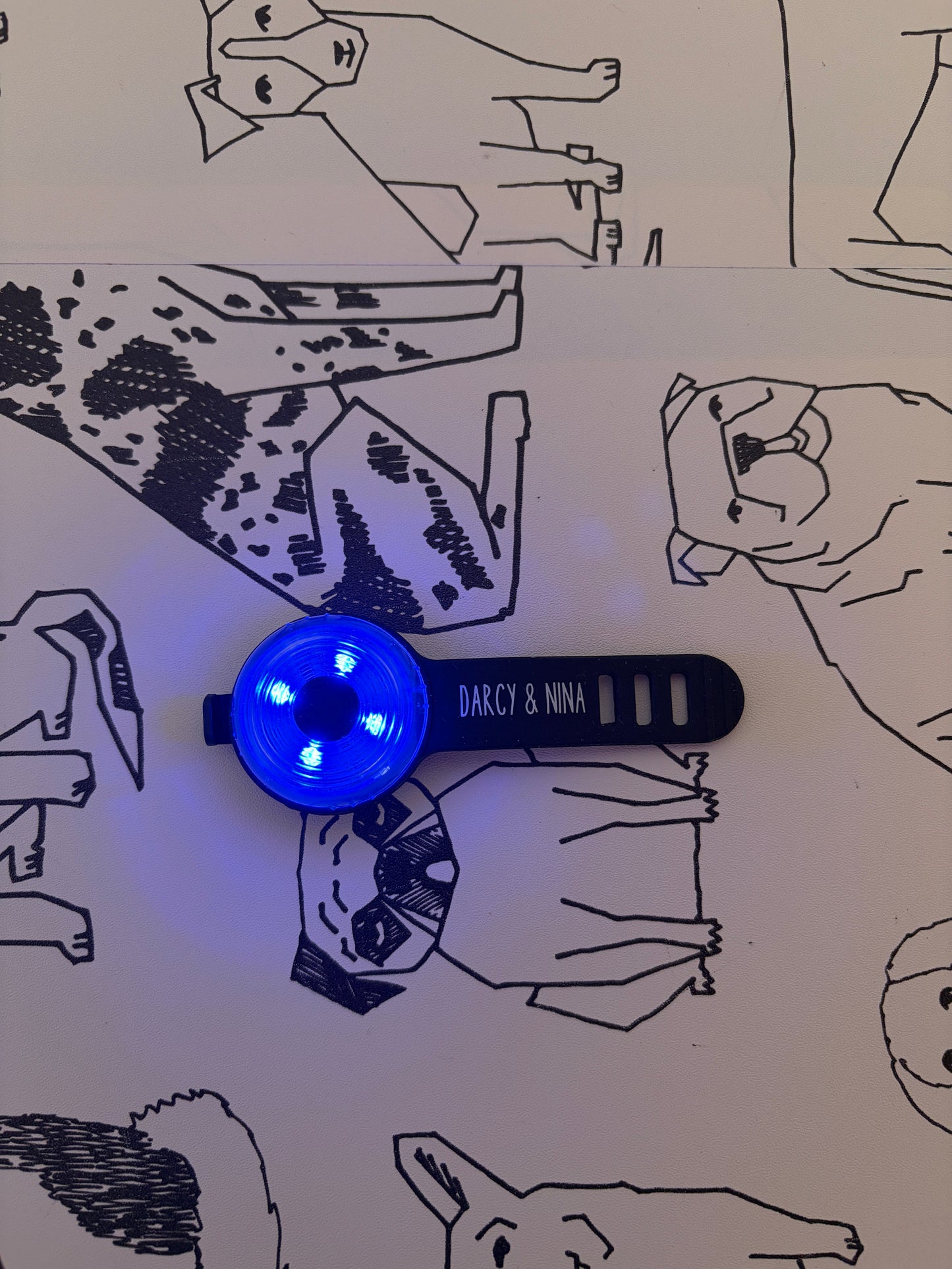 Luz LED de Seguridad - Darcy & Nina