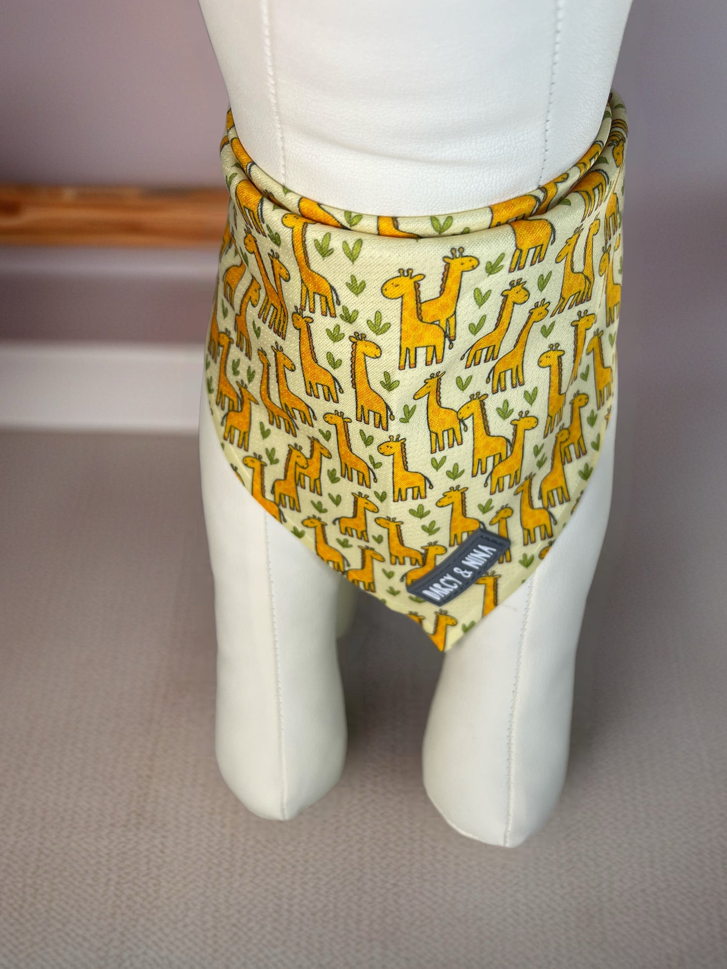 Bandana Safari Giraffe - Darcy & Nina